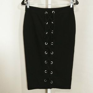 Shoestring skirt NWOT